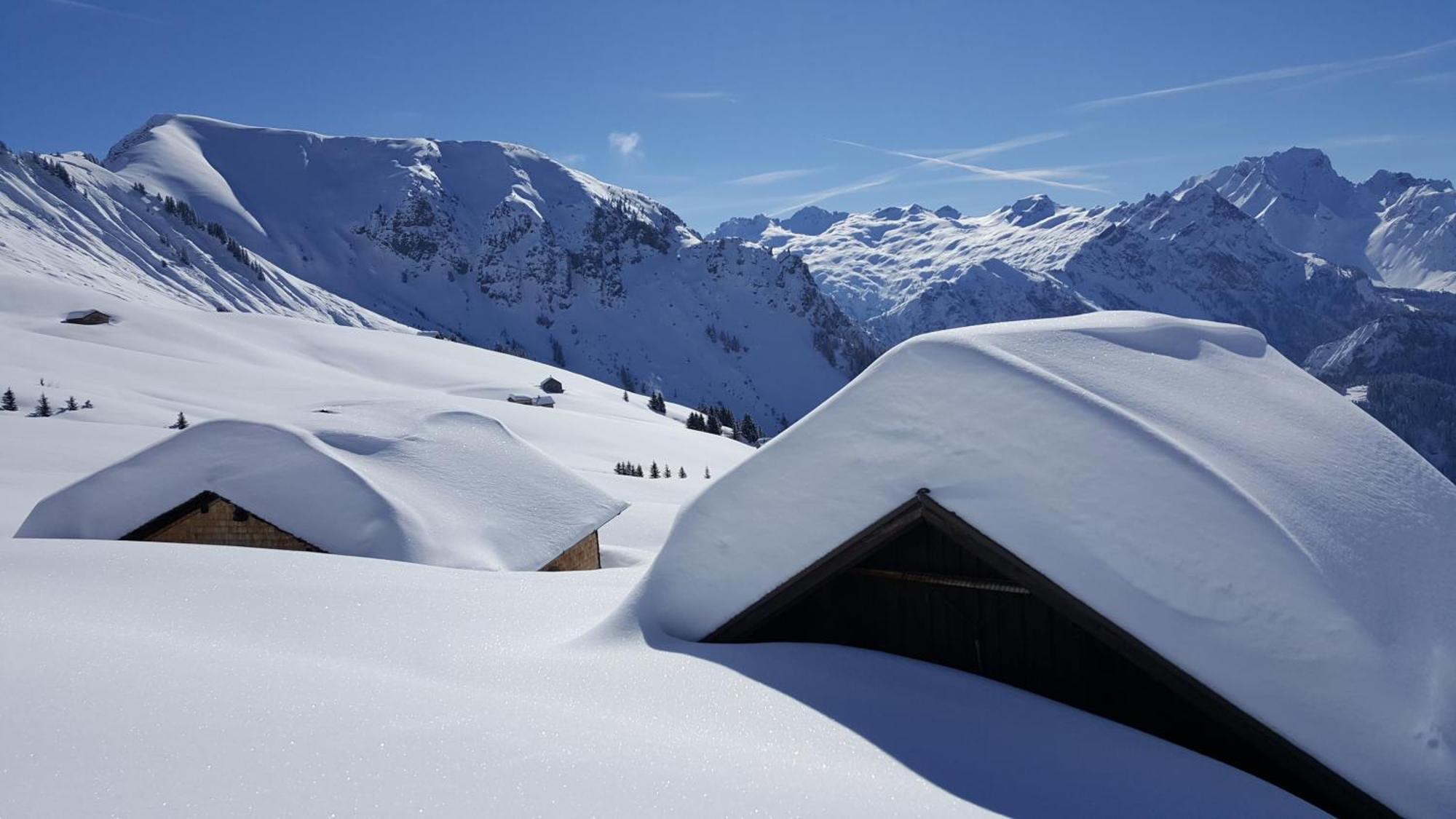 Ferienhaus Vakanz Raggal Bagian luar foto