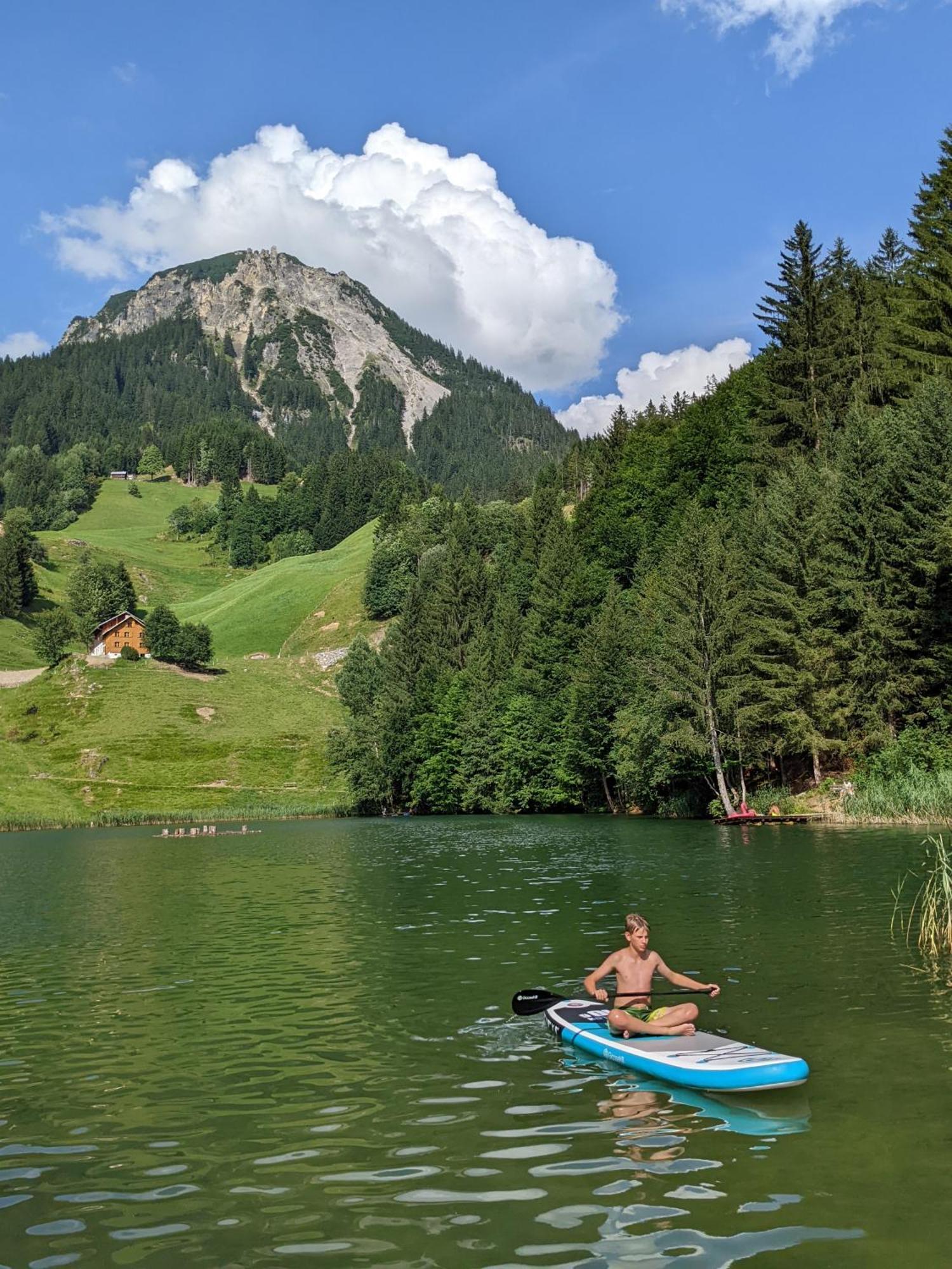 Ferienhaus Vakanz Raggal Bagian luar foto